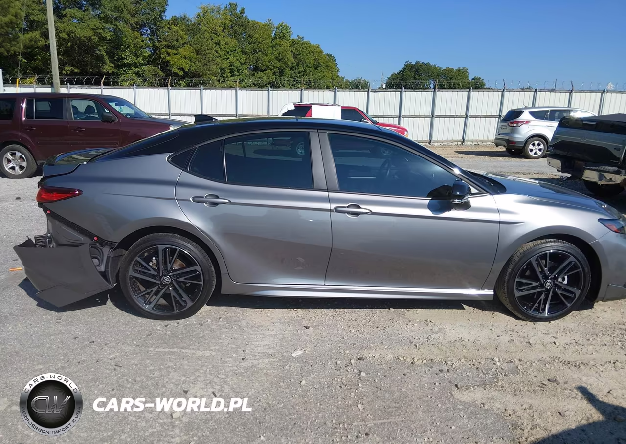 2025 Toyota Camry Xse VIN:4T1DAACK8SU609927 - 13