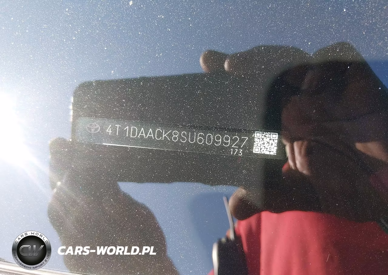 2025 Toyota Camry Xse VIN:4T1DAACK8SU609927 - 17