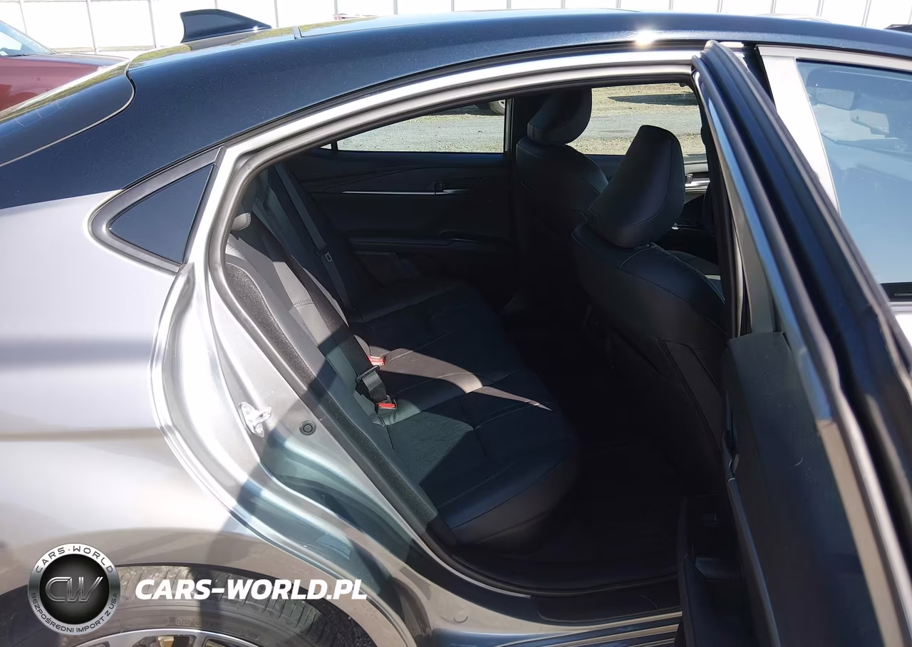 2025 Toyota Camry Xse VIN:4T1DAACK8SU609927 - 8