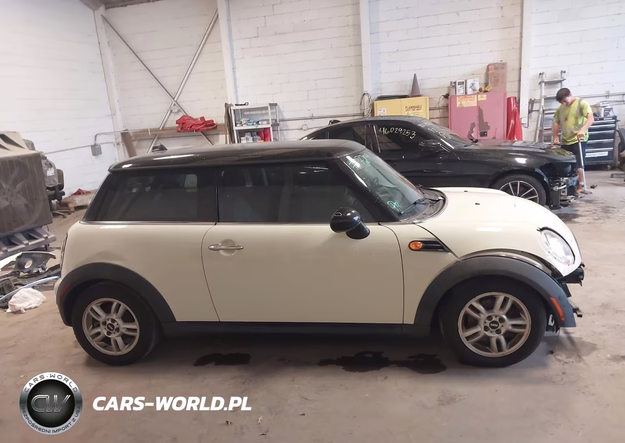 2013 Mini Hardtop Cooper VIN:WMWSU3C58DT374119 - 13