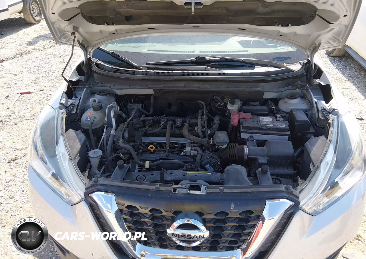 2018 Nissan Kicks S VIN:3N1CP5CU9JL544198 - 10