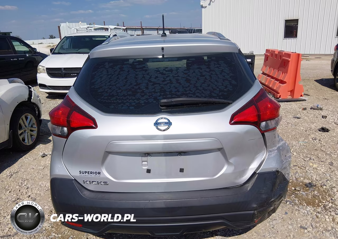 2018 Nissan Kicks S VIN:3N1CP5CU9JL544198 - 16