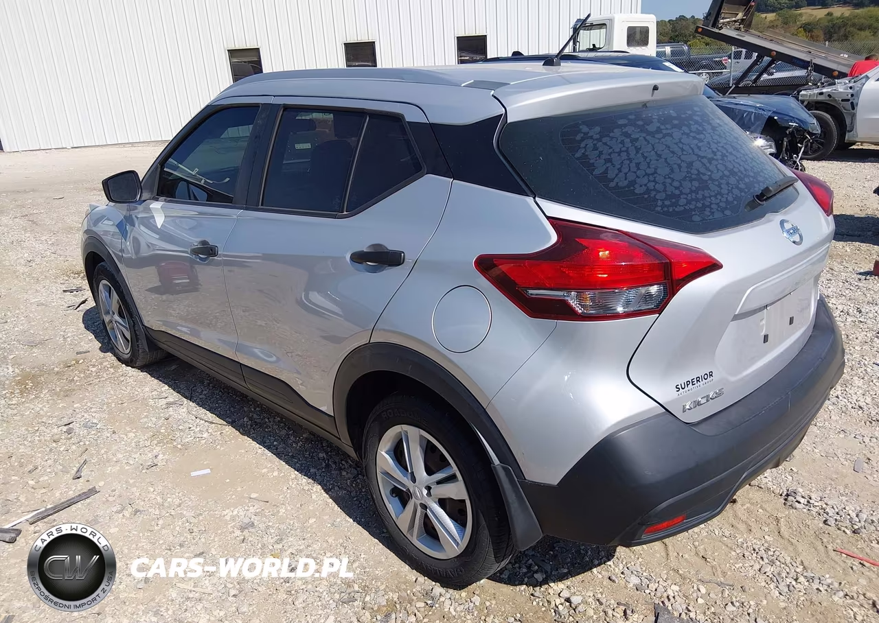 2018 Nissan Kicks S VIN:3N1CP5CU9JL544198 - 3