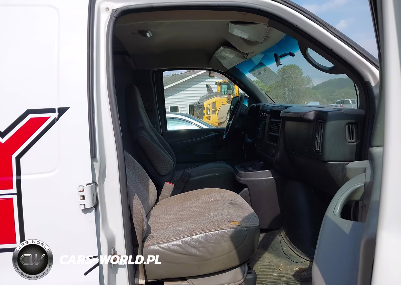 2009 Chevrolet Express 2500 Work Van VIN:1GCGG25C191113004 - 5