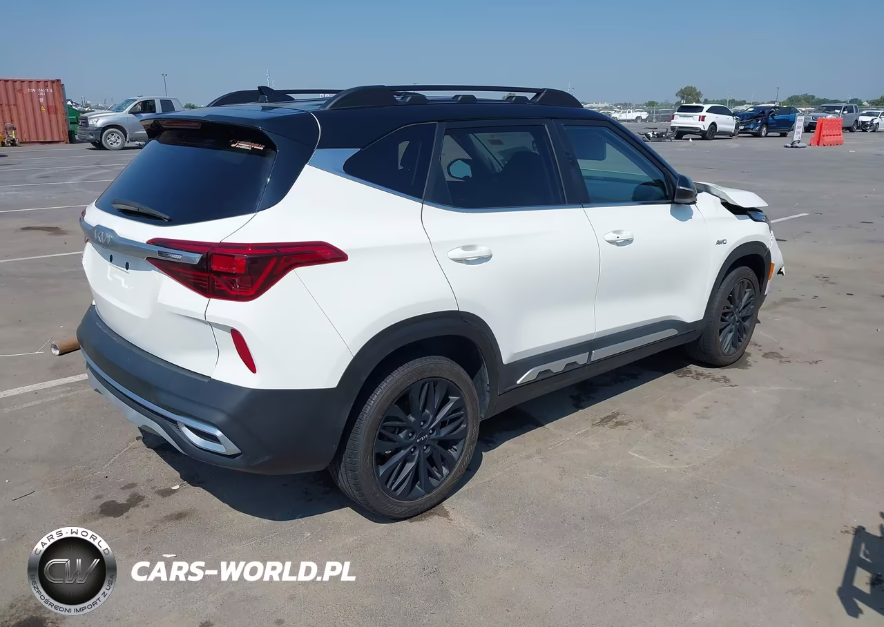 2023 Kia Seltos Nightfall Edition VIN:KNDEUCA29P7417162 - 4