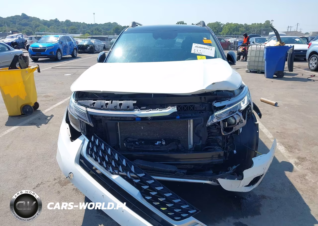 2023 Kia Seltos Nightfall Edition VIN:KNDEUCA29P7417162 - 6