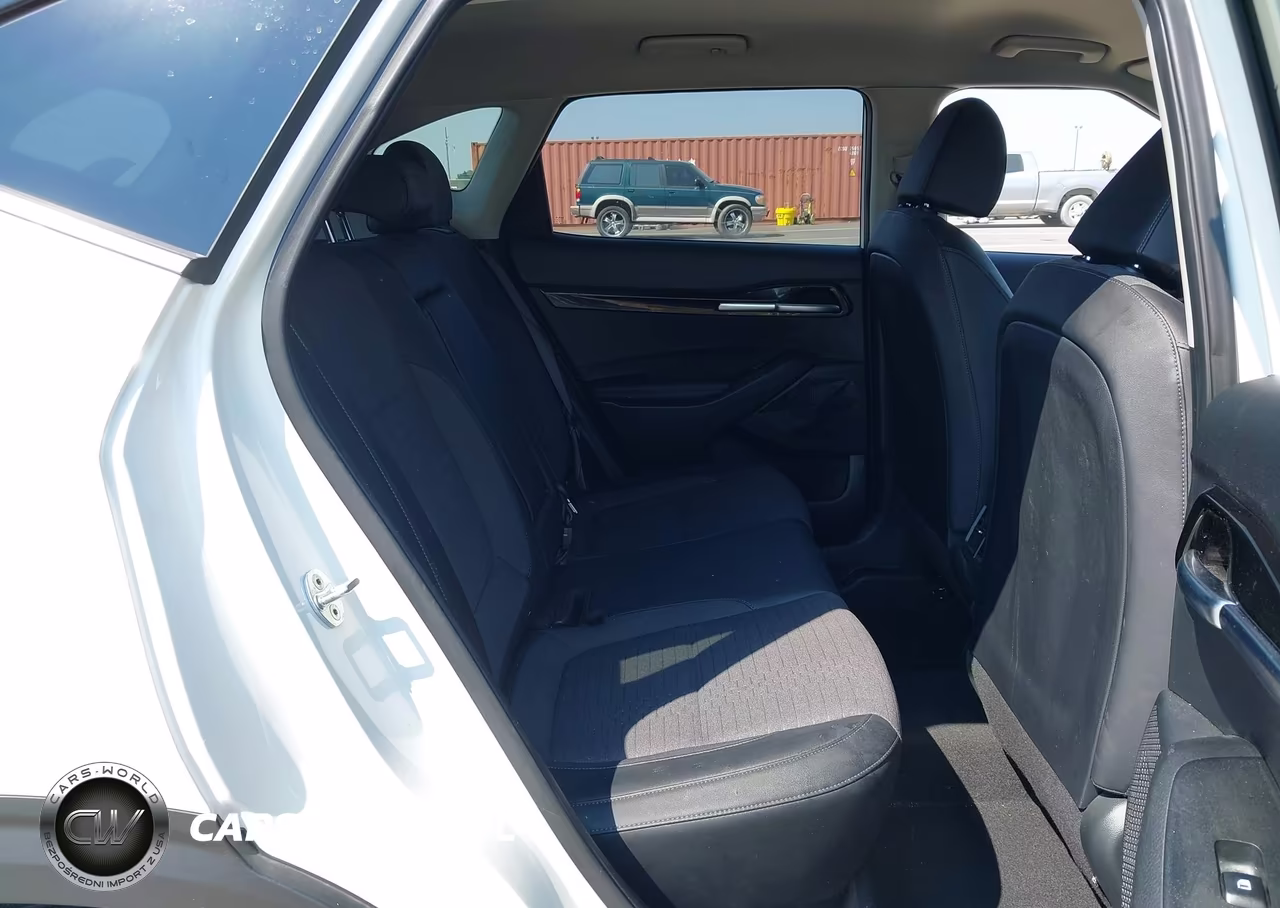 2023 Kia Seltos Nightfall Edition VIN:KNDEUCA29P7417162 - 8
