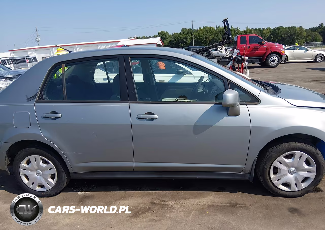 2010 Nissan Versa 1.8S VIN:3N1BC1AP9AL427198 - 14