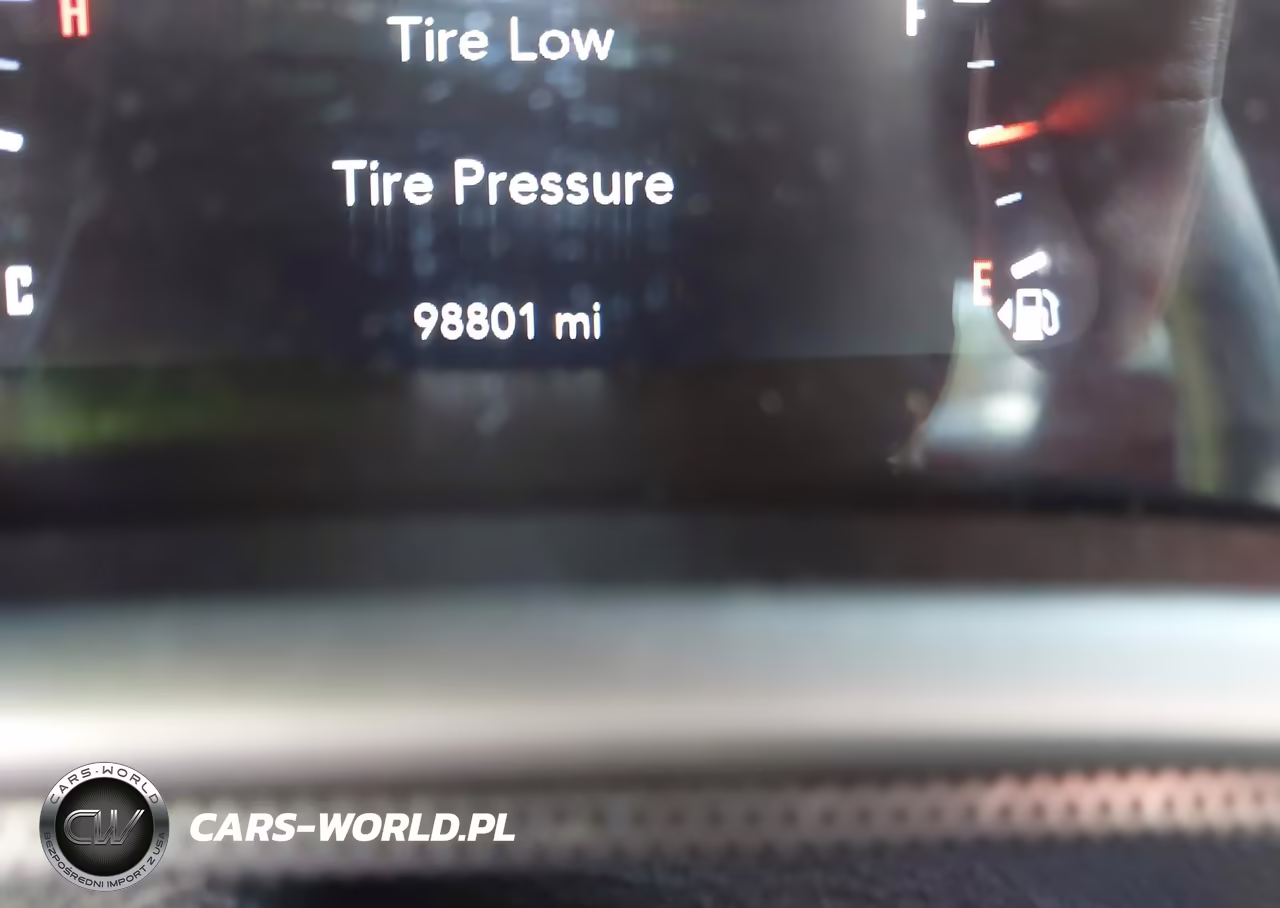 2017 Dodge Challenger Sxt Plus VIN:2C3CDZAG4HH550718 - 16