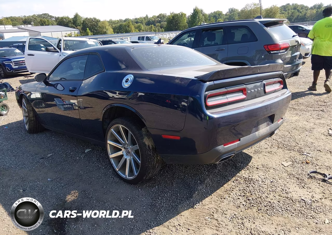 2017 Dodge Challenger Sxt Plus VIN:2C3CDZAG4HH550718 - 3