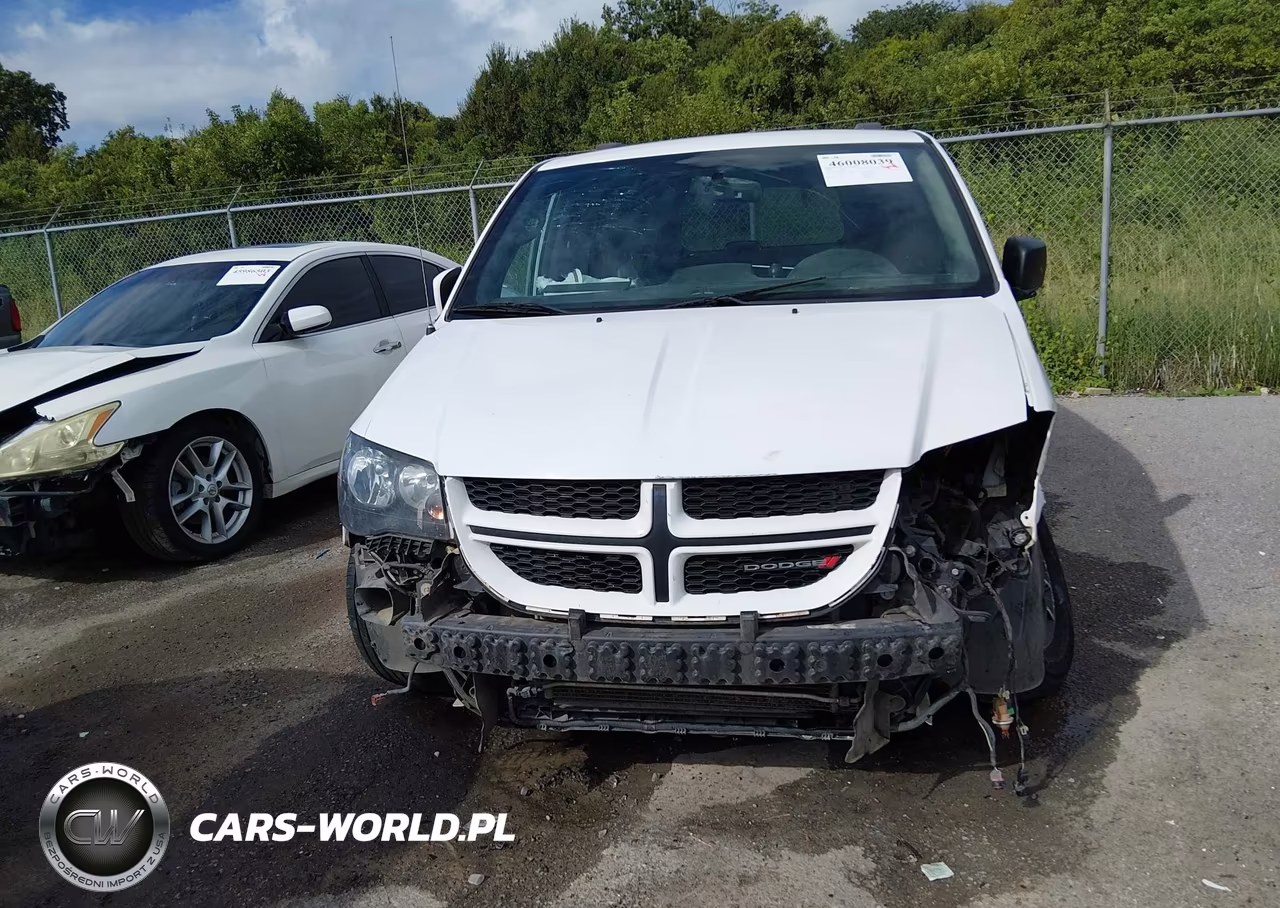 2018 Dodge Grand Caravan Gt VIN:2C4RDGEG2JR146675 - 13