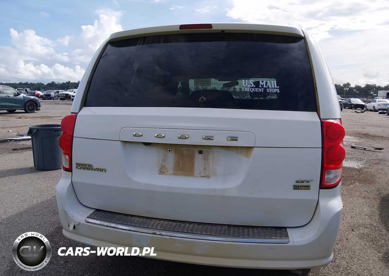 2018 Dodge Grand Caravan Gt VIN:2C4RDGEG2JR146675 - 17