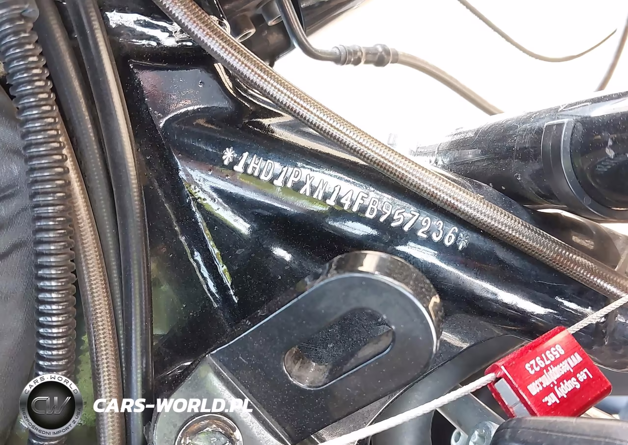 2015 Harley-Davidson Flhxse Cvo Street Glide VIN:1HD1PXN14FB957236 - 10