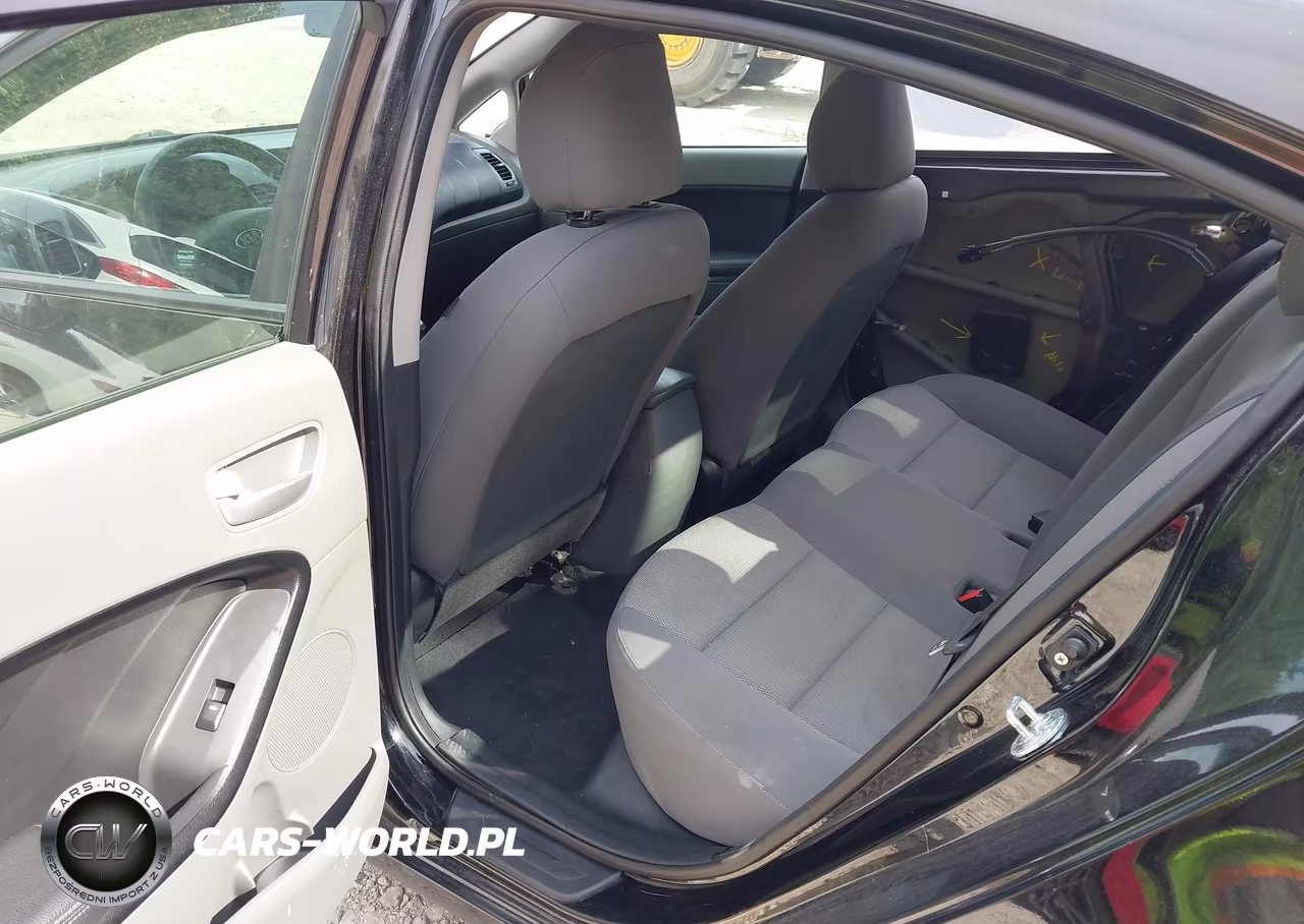2017 Kia Forte Lx VIN:3KPFK4A78HE045374 - 8