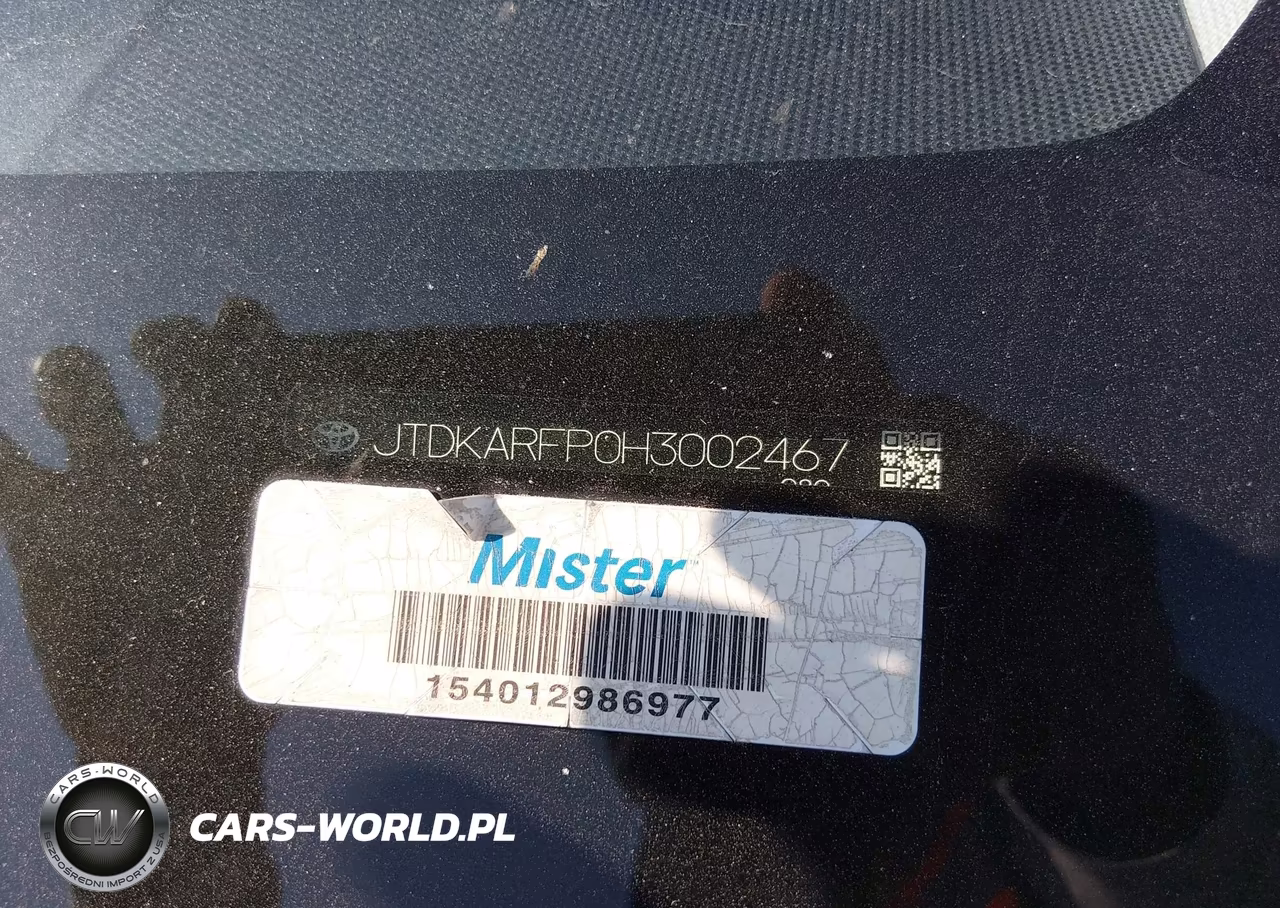 2017 Toyota Prius Prime Premium VIN:JTDKARFP0H3002467 - 17