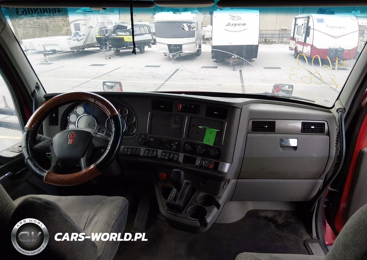 2017 Kenworth T680 VIN:1XKYDP9X3HJ138867 - 12