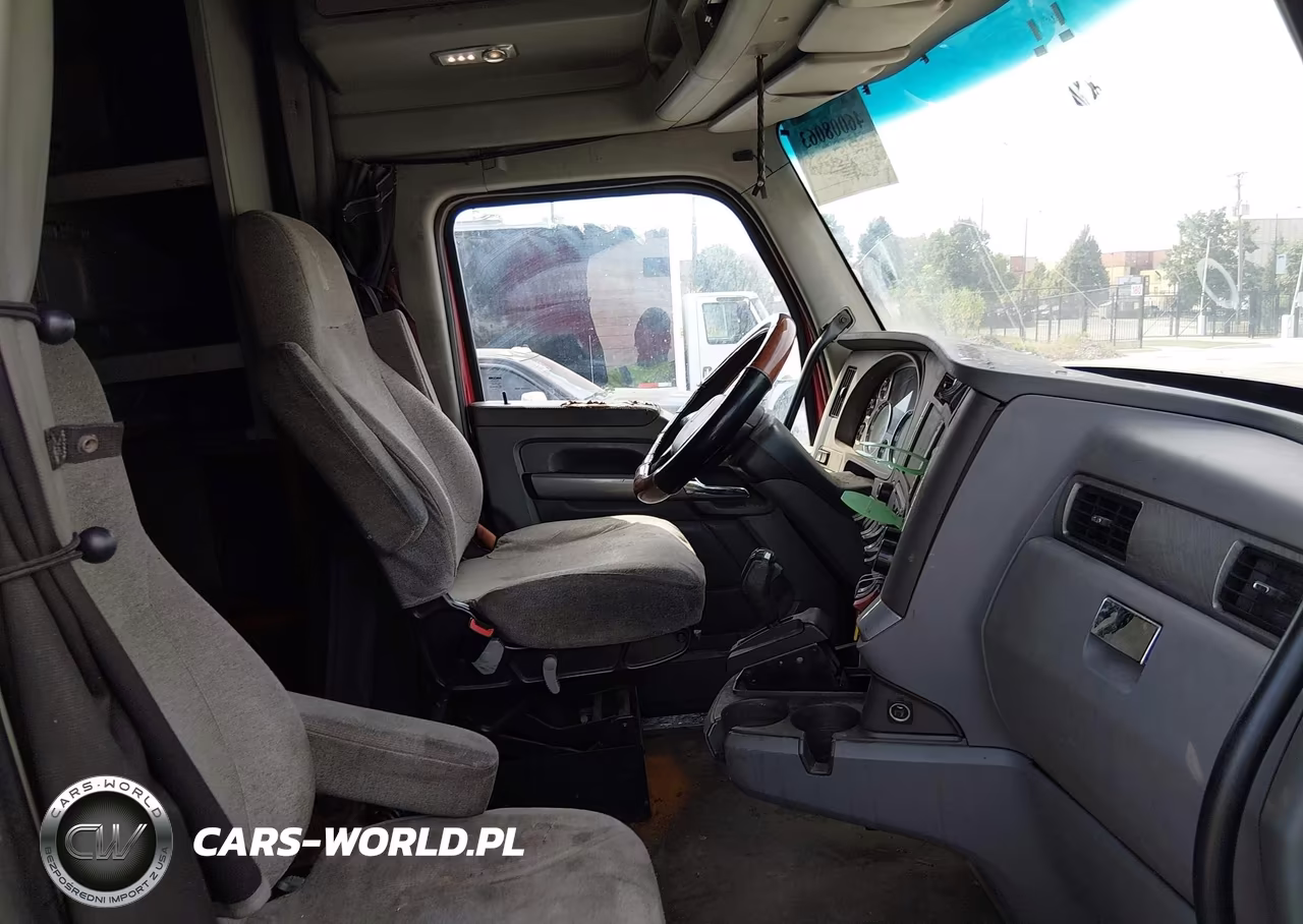 2017 Kenworth T680 VIN:1XKYDP9X3HJ138867 - 5