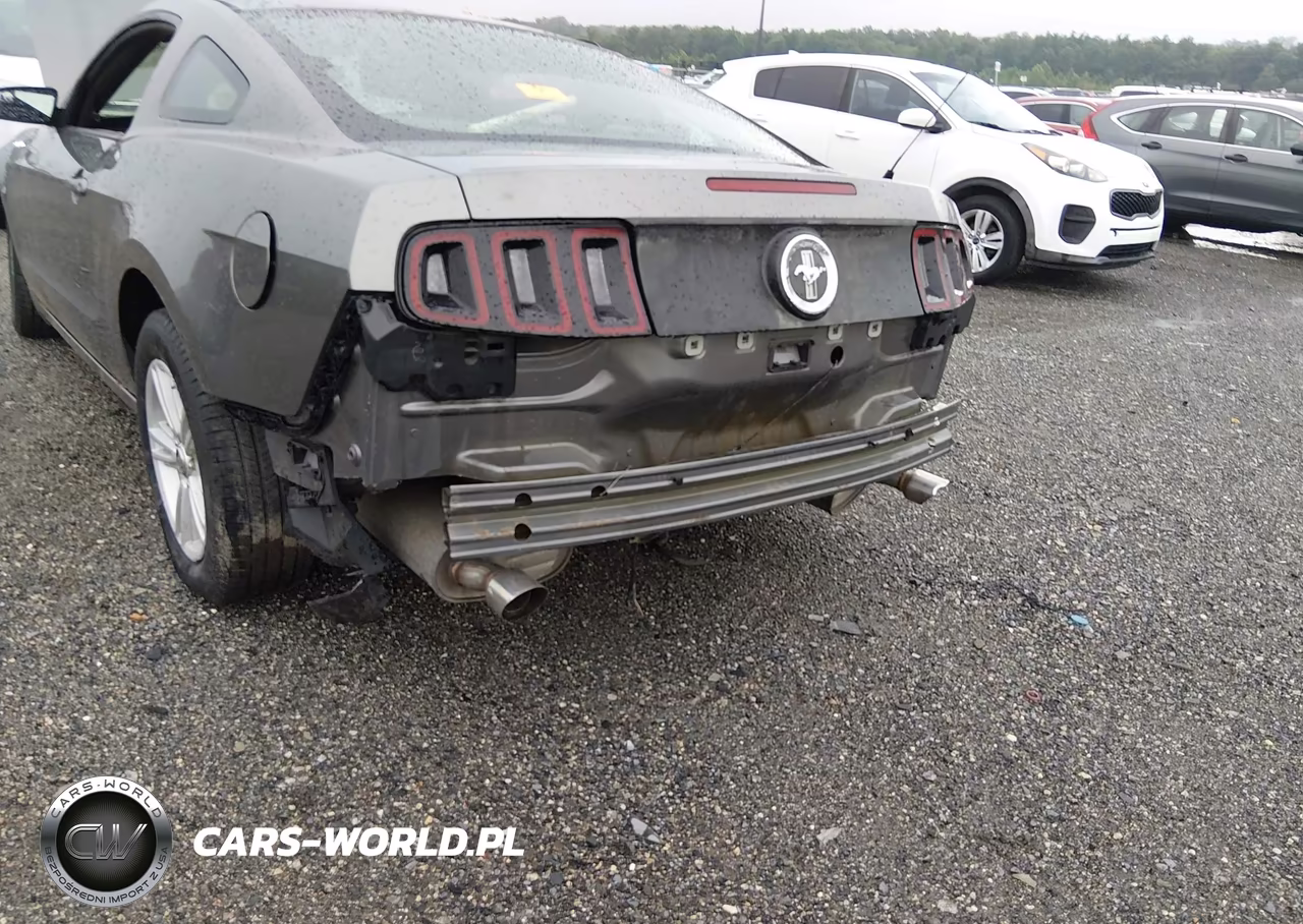 2013 Ford Mustang V6 VIN:1ZVBP8AM0D5268797 - 6