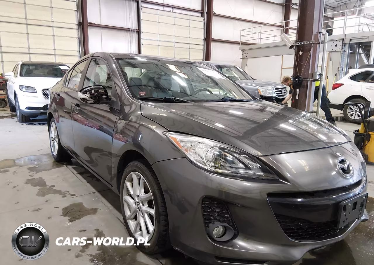 2013 Mazda Mazda3 S Grand Touring