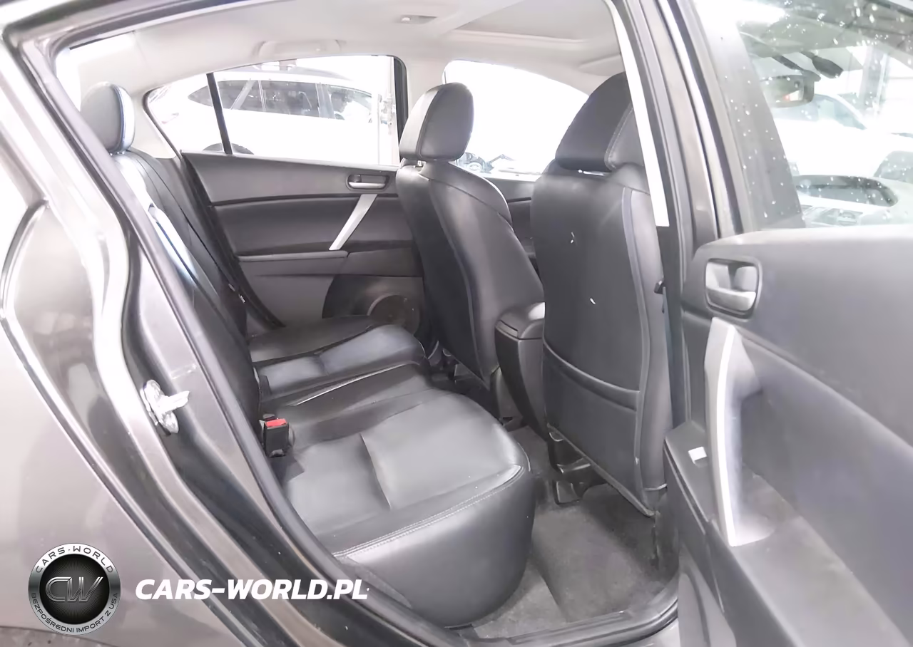 2013 Mazda Mazda3 S Grand Touring VIN:JM1BL1W9XD1748475 - 8