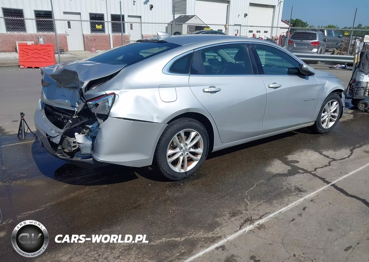 2016 Chevrolet Malibu 1Lt VIN:1G1ZE5ST3GF313475 - 4