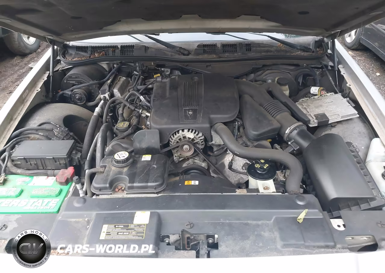 2007 Mercury Grand Marquis Gs VIN:2MEFM74V97X613337 - 10