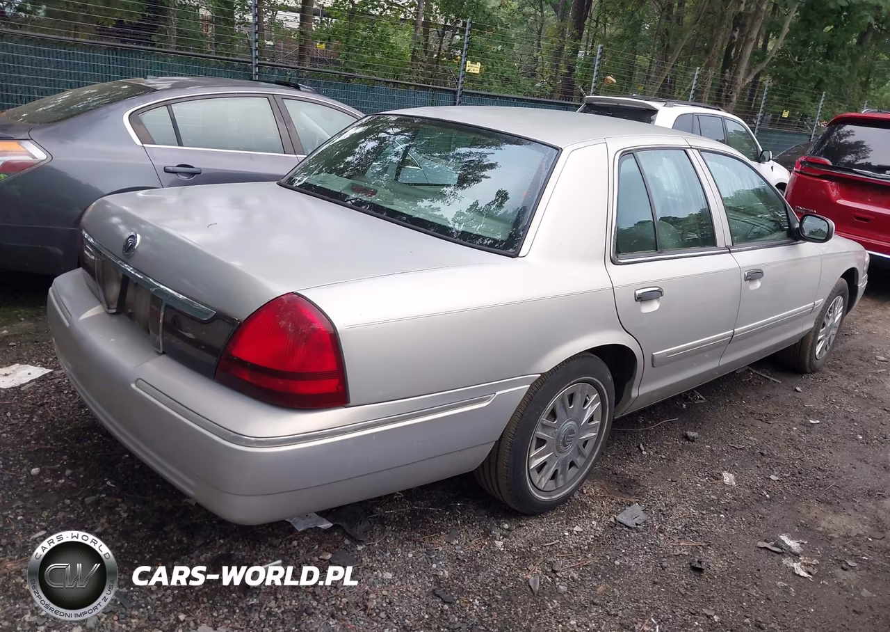 2007 Mercury Grand Marquis Gs VIN:2MEFM74V97X613337 - 4