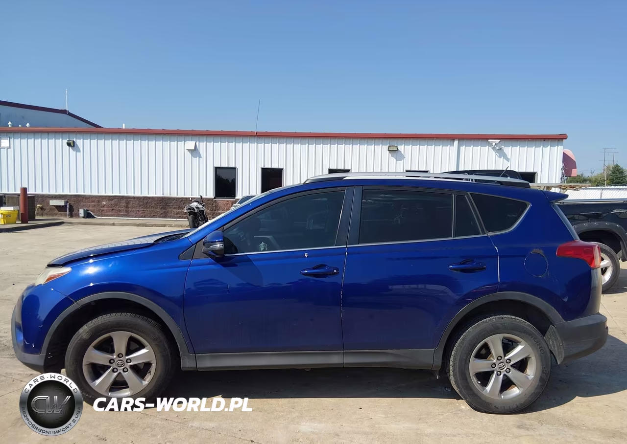 2015 Toyota Rav4 Xle VIN:2T3WFREV2FW147037 - 13
