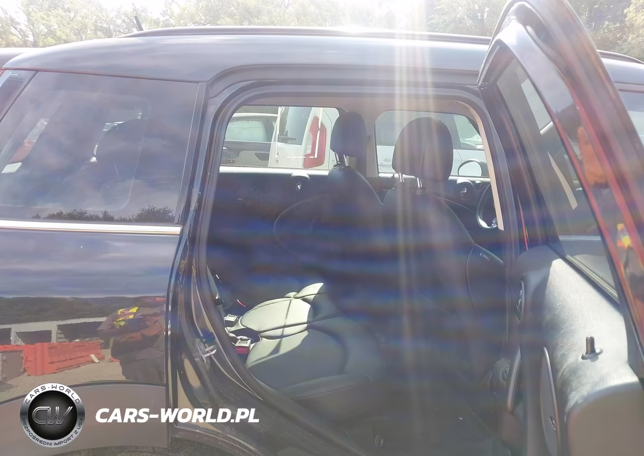 2016 Mini Countryman Cooper S VIN:WMWZC5C55GWU20439 - 8