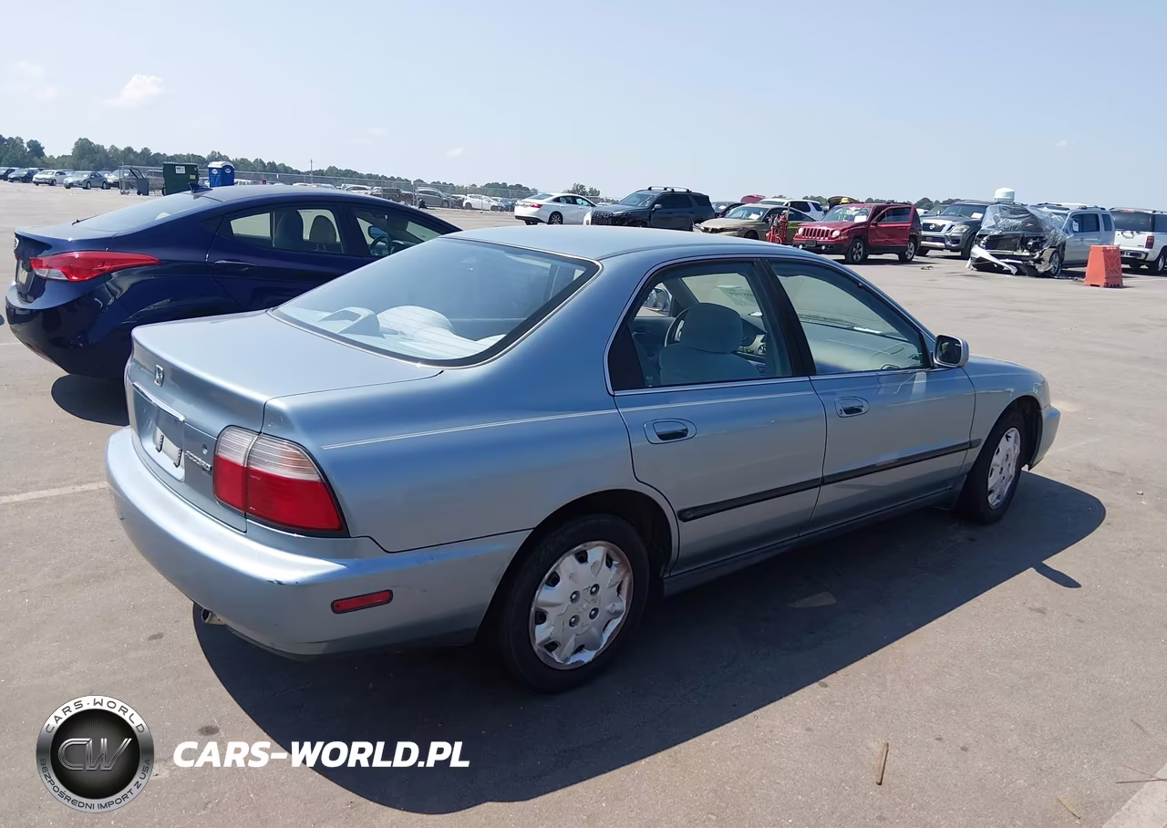 1996 Honda Accord Lx-Ex VIN:1HGCD5636TA225426 - 4