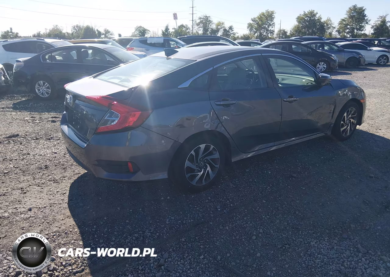 2018 Honda Civic Ex VIN:2HGFC2F71JH559069 - 4