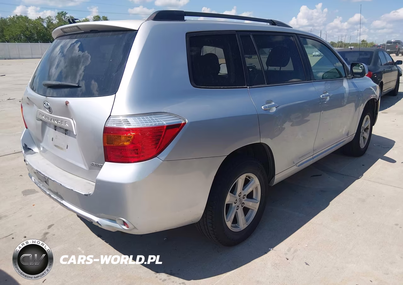 2010 Toyota Highlander Base V6 VIN:JTEBK3EHXA2166062 - 4