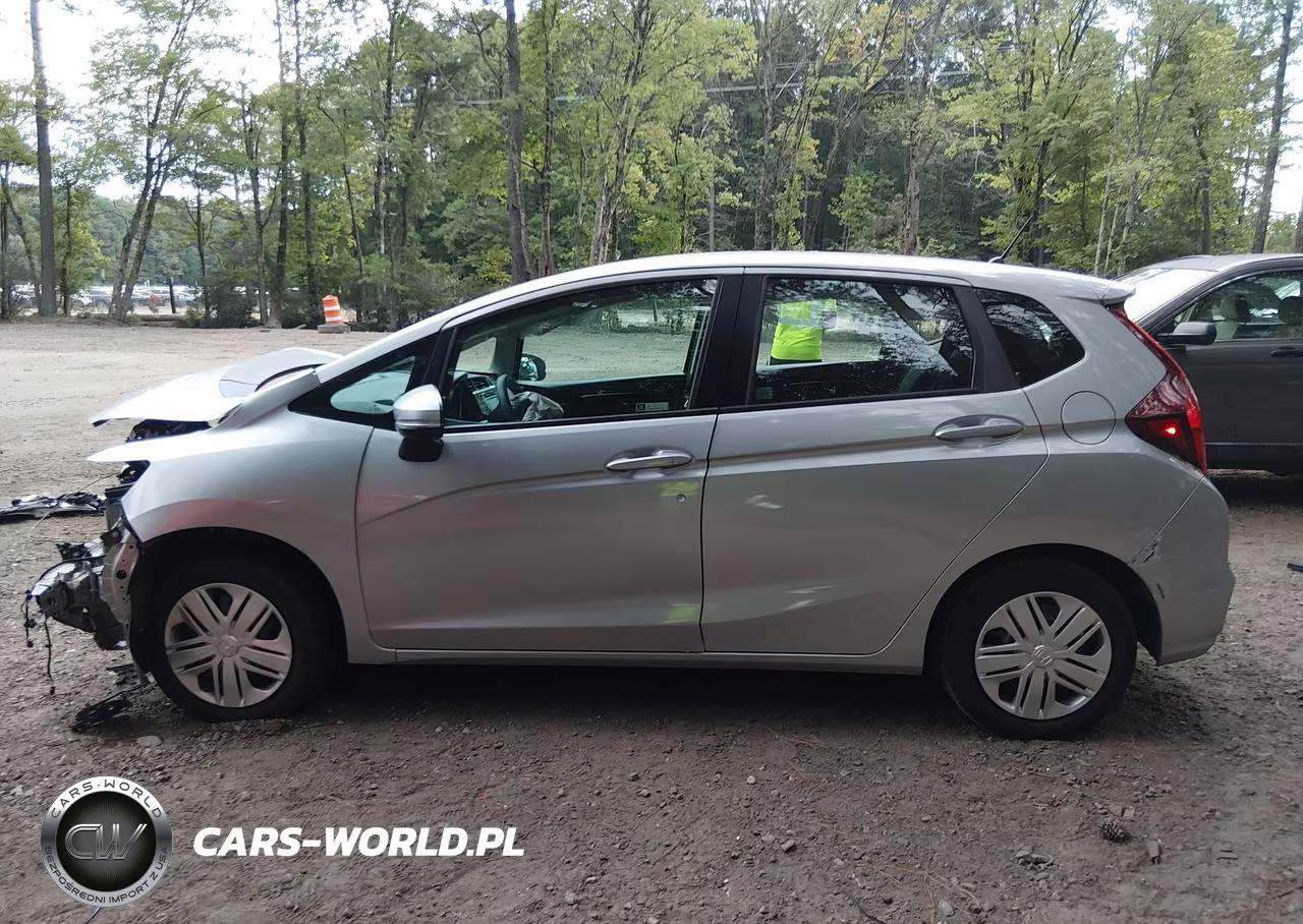 2019 Honda Fit Lx VIN:3HGGK5H49KM737910 - 14