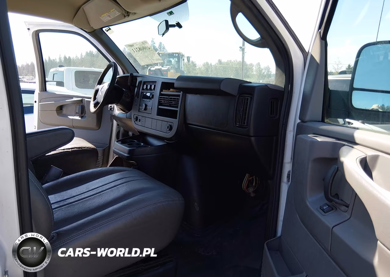 2014 GMC Savana 2500 Work Van VIN:1GTW7FCAXE1119446 - 5