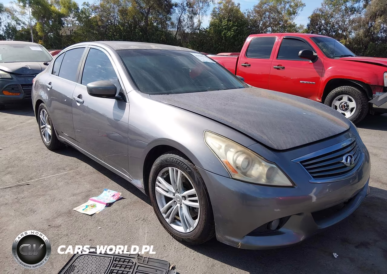 2013 Infiniti G37 Journey – zdjęcie 1 z 16