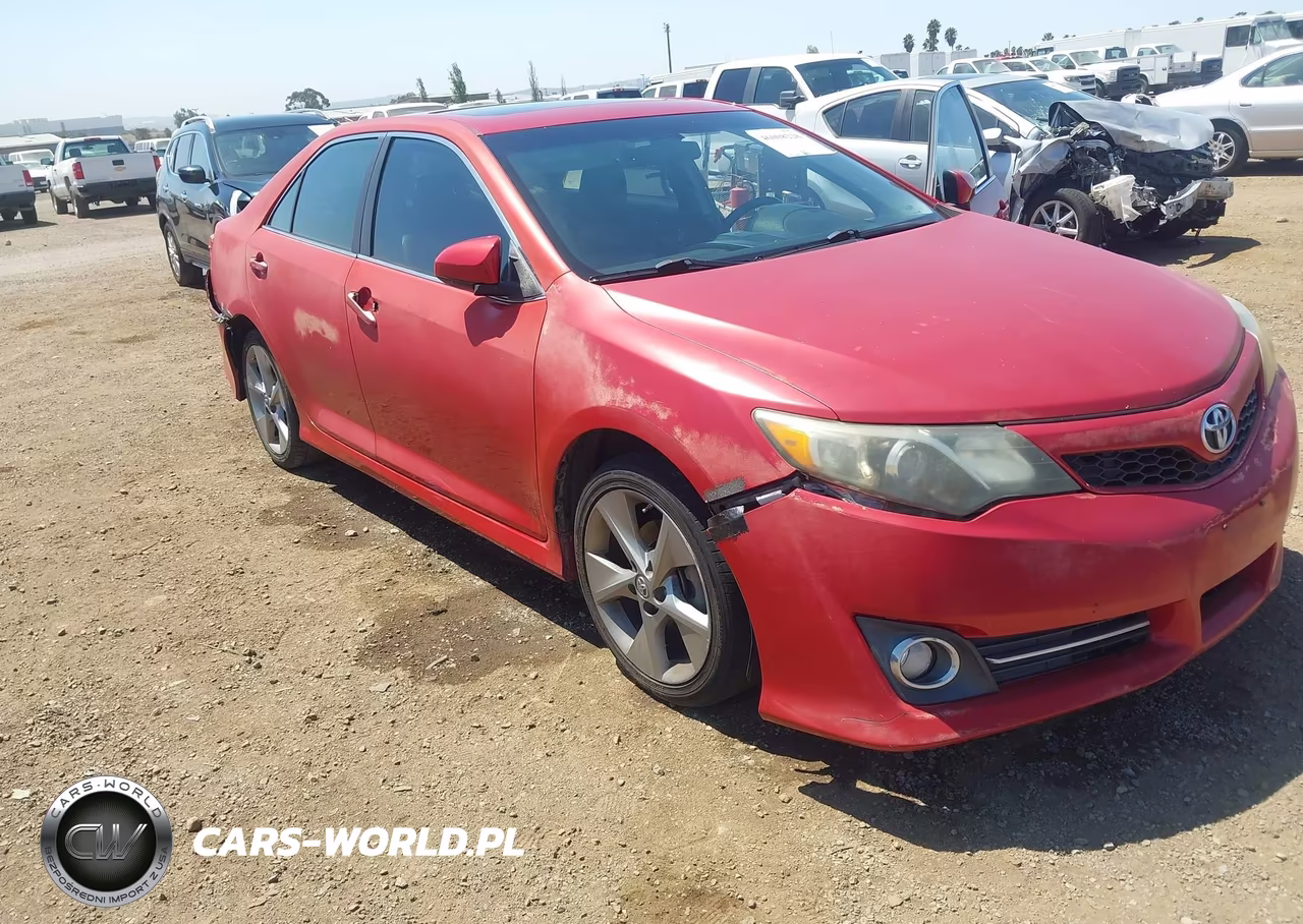 2014 Toyota Camry Se Sport VIN:4T1BF1FK3EU824463 - 6