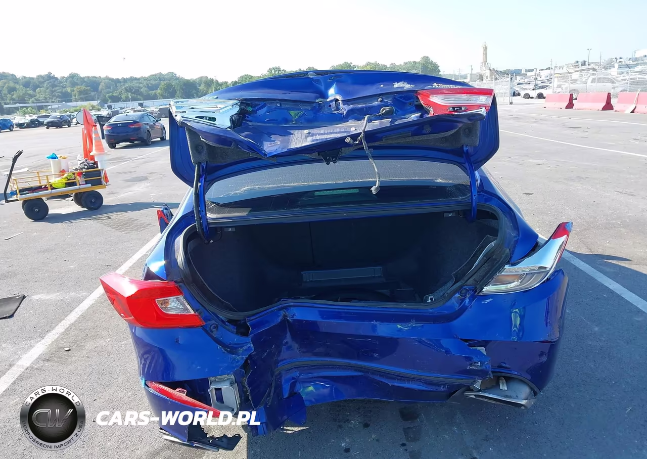 2019 Honda Accord Sport VIN:1HGCV1F34KA160418 - 15