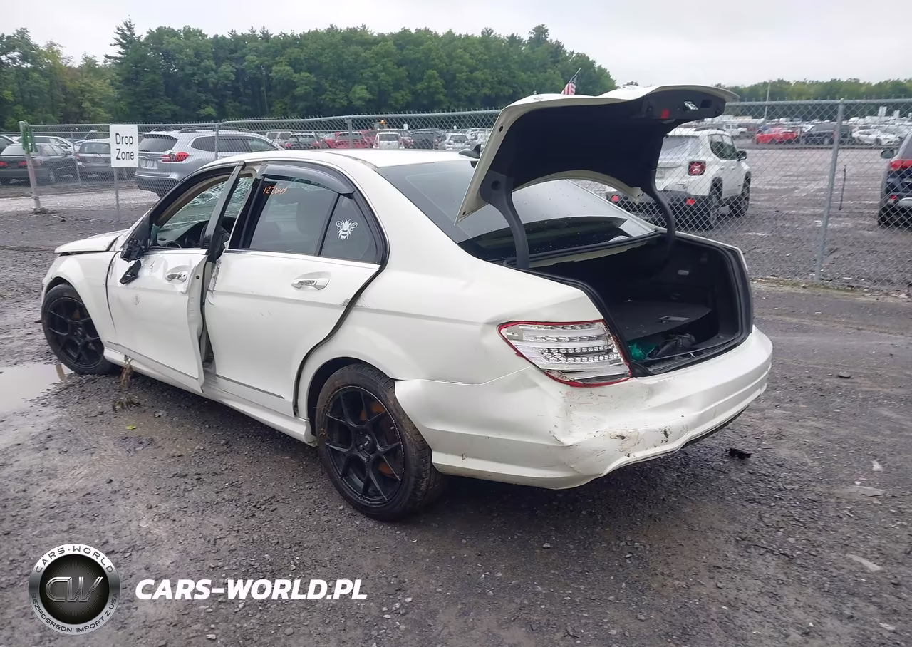 2012 Mercedes-Benz C 300 Luxury 4Matic-Sport 4Matic VIN:WDDGF8BB3CA644297 - 3