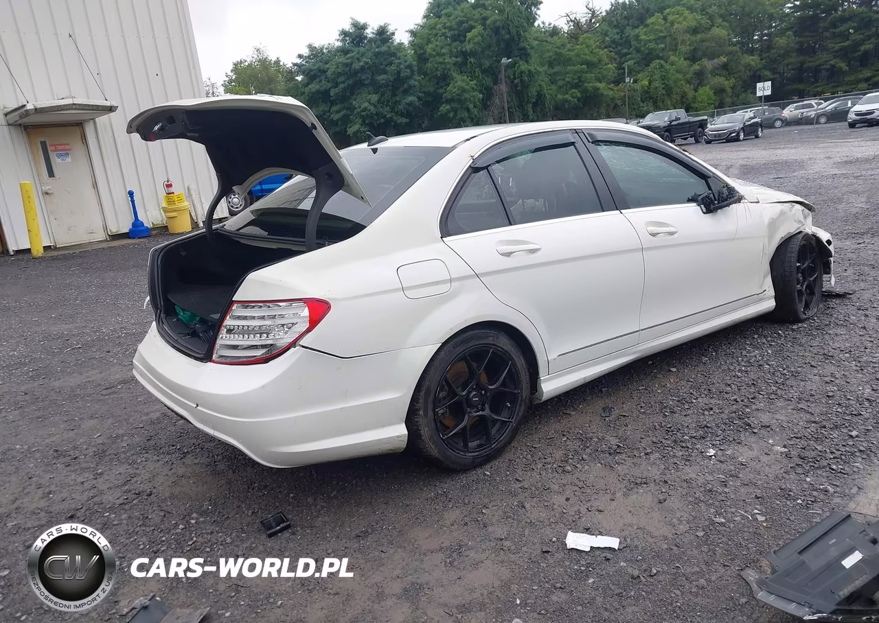 2012 Mercedes-Benz C 300 Luxury 4Matic-Sport 4Matic VIN:WDDGF8BB3CA644297 - 4
