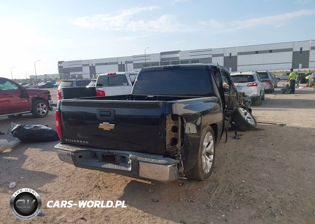 2007 Chevrolet Silverado 1500 Ls VIN:3GCEC13CX7G554306 - 4