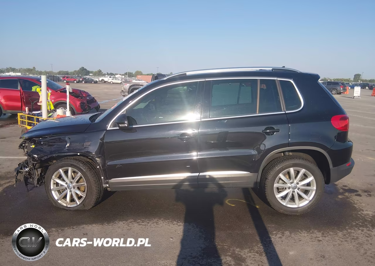 2017 Volkswagen Tiguan 2.0T Wolfsburg Edition VIN:WVGRV7AX3HW502244 - 15