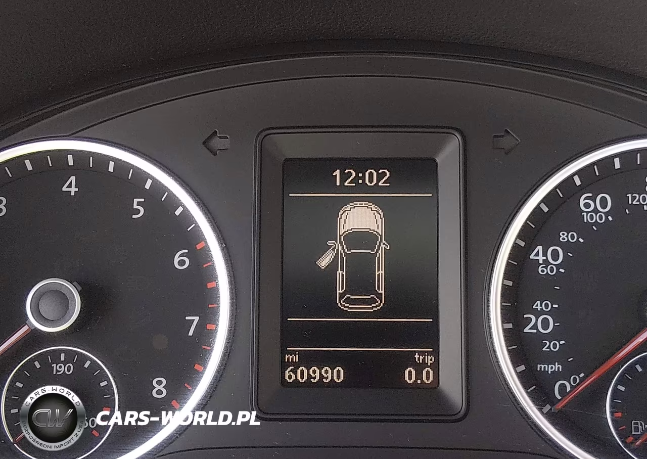 2017 Volkswagen Tiguan 2.0T Wolfsburg Edition VIN:WVGRV7AX3HW502244 - 16