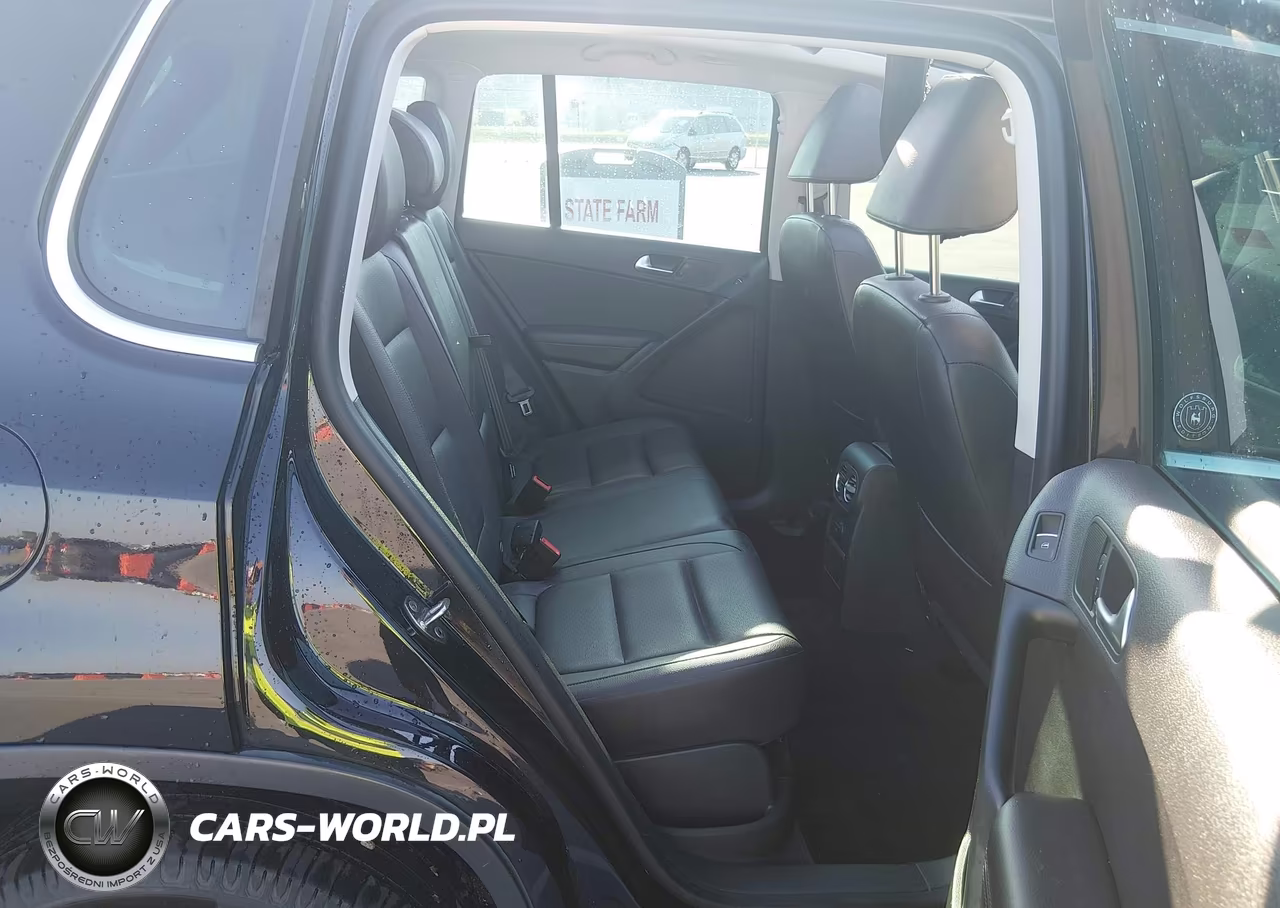 2017 Volkswagen Tiguan 2.0T Wolfsburg Edition VIN:WVGRV7AX3HW502244 - 8
