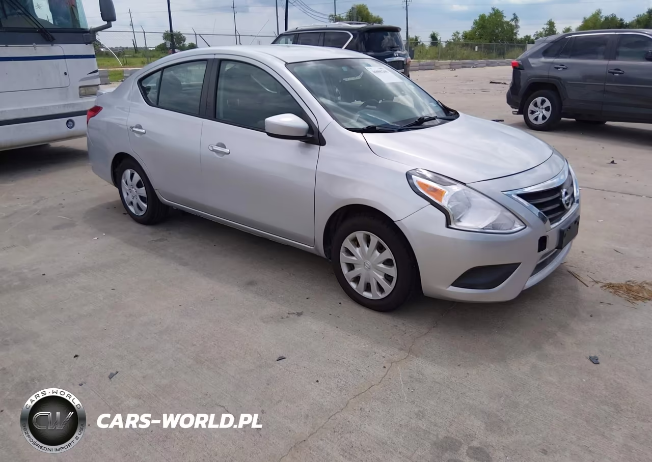2017 Nissan Versa 1.6 S-1.6 S+-1.6 Sl-1.6 Sv – zdjęcie 1 z 11