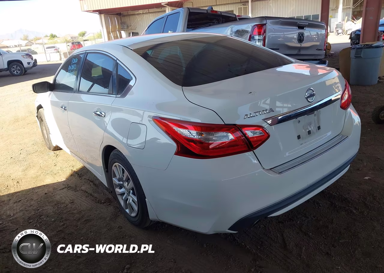 2017 Nissan Altima 2.5 S VIN:1N4AL3AP2HN318229 - 3