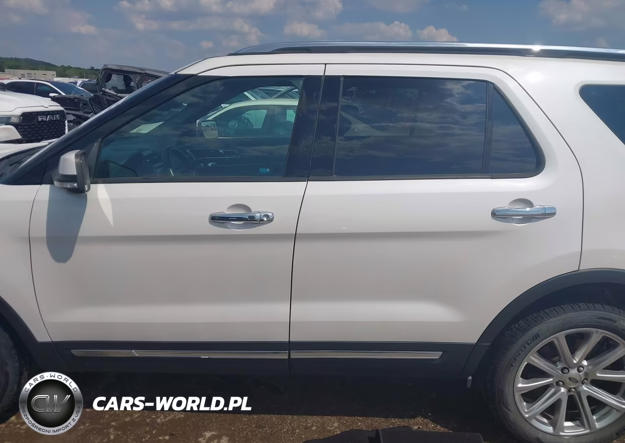 2017 Ford Explorer Limited VIN:1FM5K7F83HGC54452 - 14