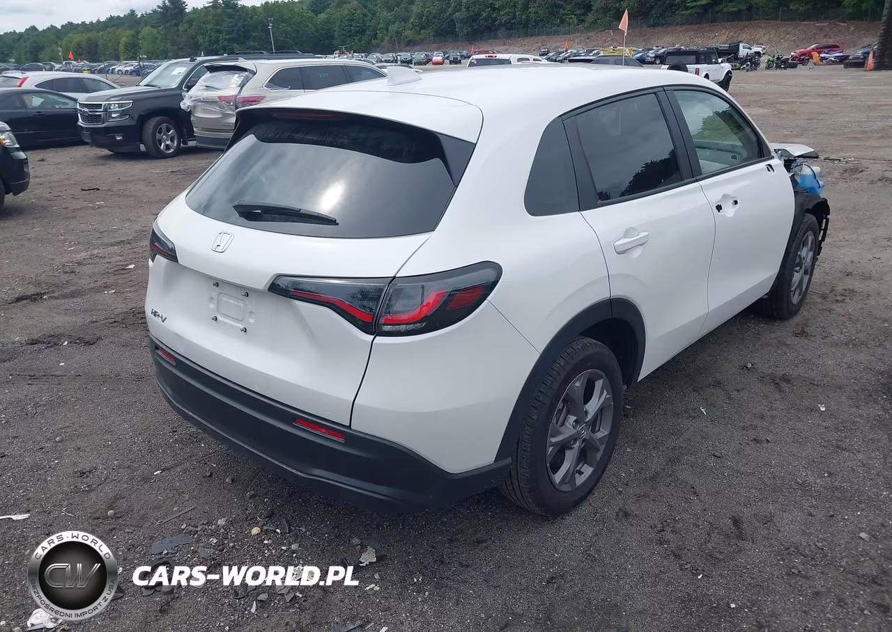 2026 Honda Hr-V Awd Lx VIN:3CZRZ2H35TM705749 - 4