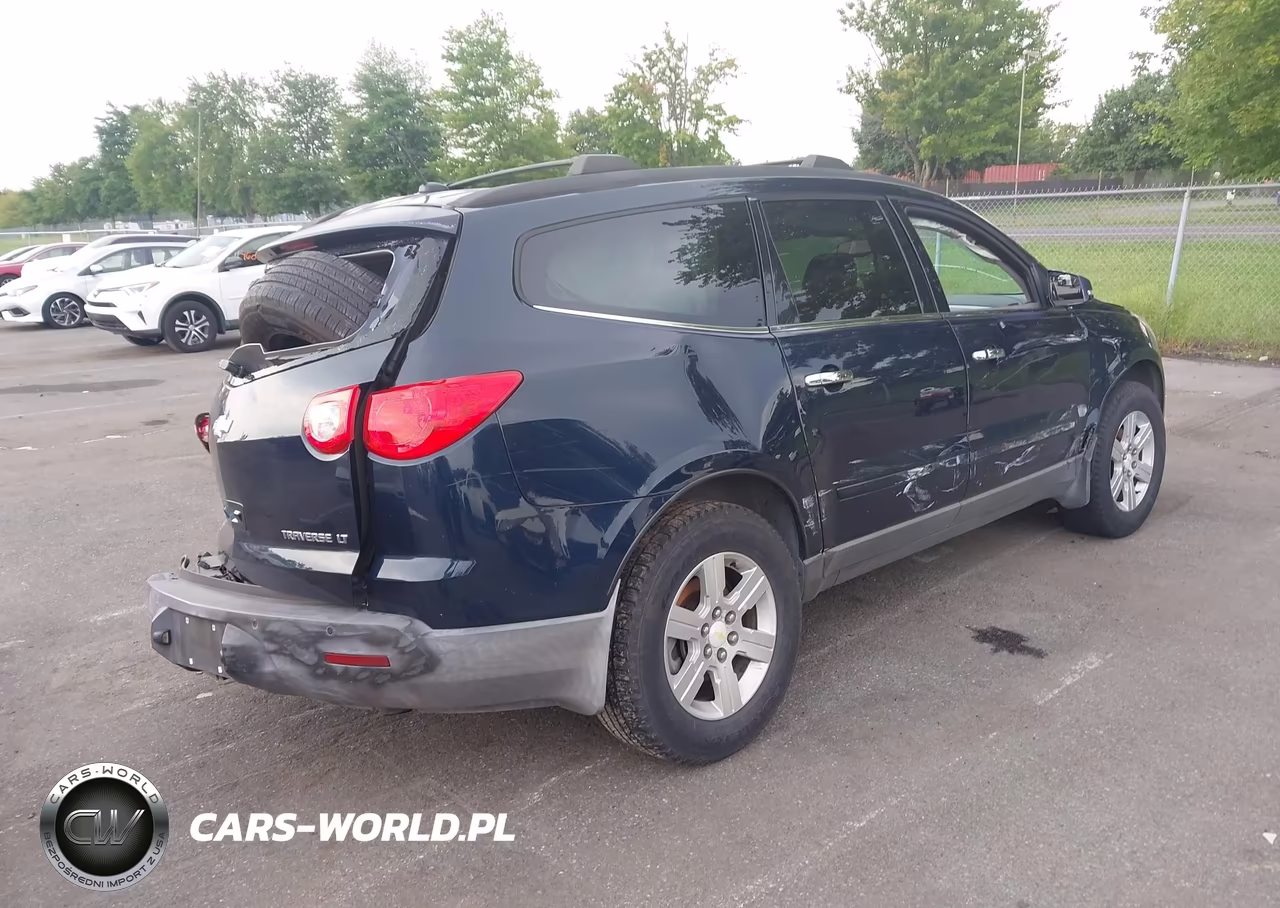 2010 Chevrolet Traverse Lt VIN:1GNLRFED2AS140629 - 4