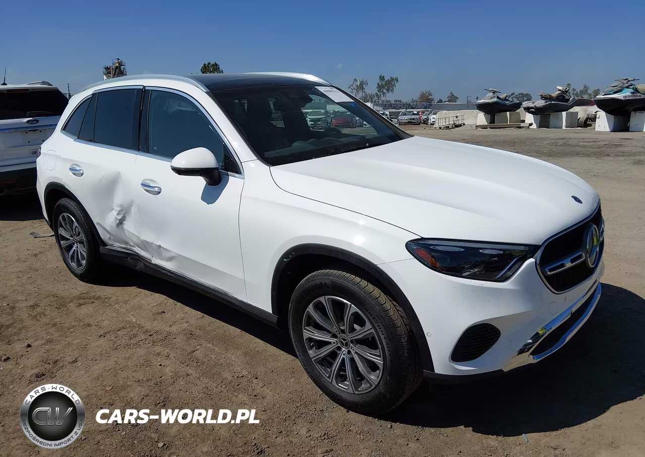 2026 Mercedes-Benz Glc 300 Suv – zdjęcie 1 z 16