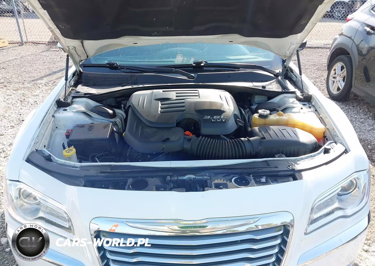 2013 Chrysler 300C Awd VIN:2C3CCAKGXDH683156 - 10